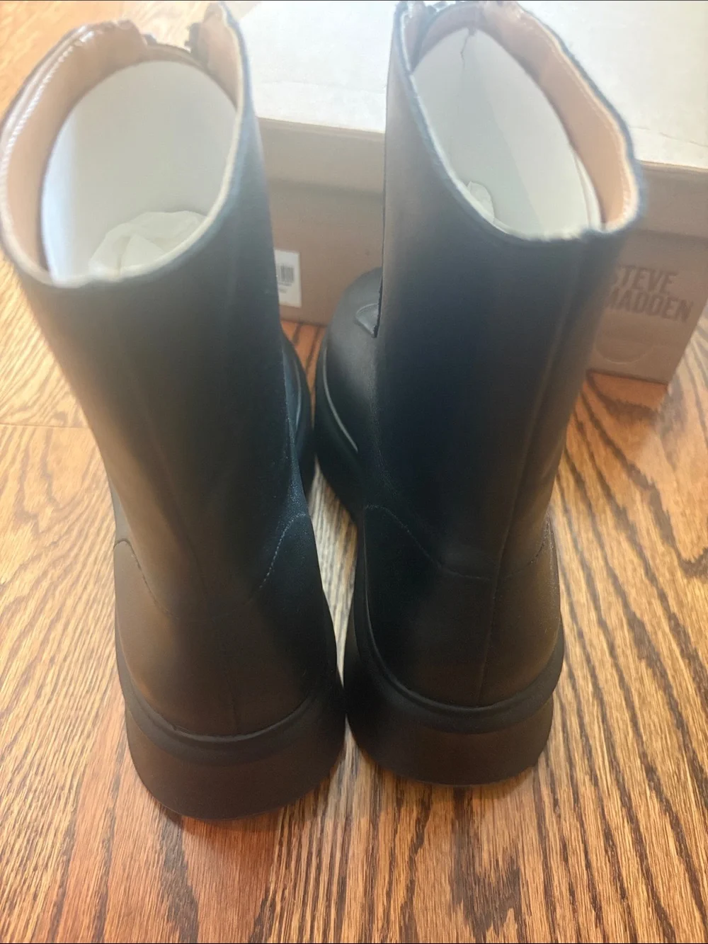 Steve Madden brand new